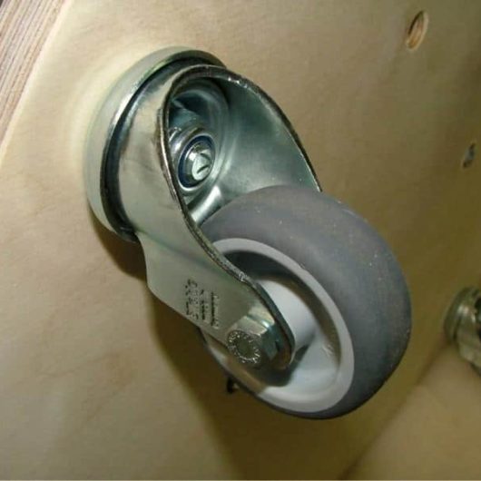 LowRider Mobile Stool LowRider Mobile Stool