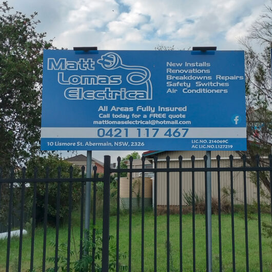 Glowlite LED Solar Floodlight