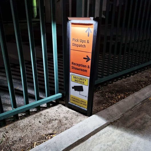 Glowlite LED Solar Floodlight