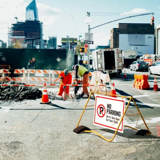 Maxi Swing Stand Sign